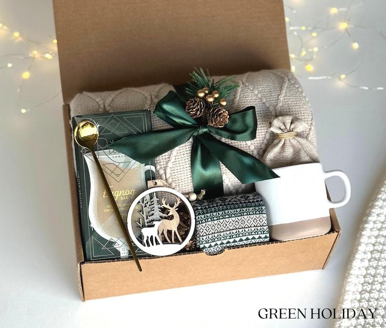 Holiday gift box, Christmas gift idea, warm gift, winter gift box, sending a hug, gift box for women, hygge gift, New Years gift idea