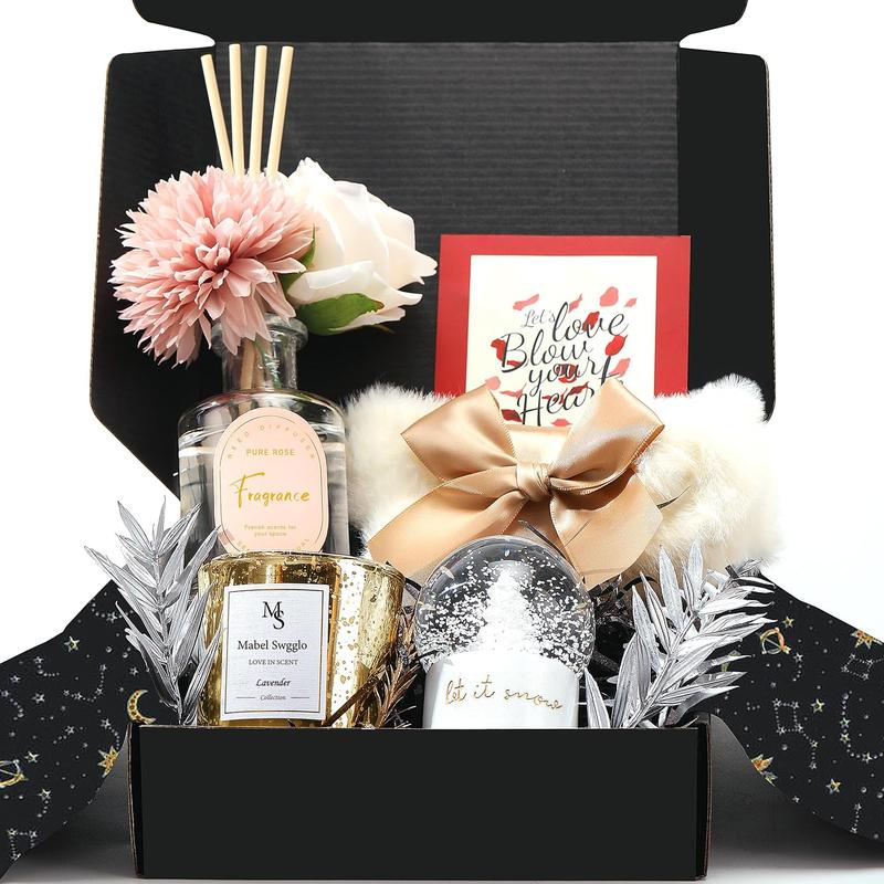 Christmas Gifts for Women Mom and Best Friends,Birthdays Gift Baskets for Women,Includes Scented Candle Reed Diffuser Fuzzy Socks Snow Globe Decor Flowers & More Mabel Swgglo