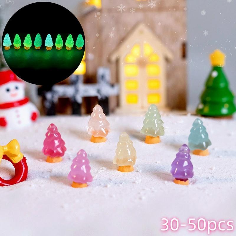 Random Color Luminous Mini Christmas Tree Resin Ornament, 30 50pcs Cute Glow in The Dark Miniature Tree Decoration, Fish Tank Decoration, Pet Supplies