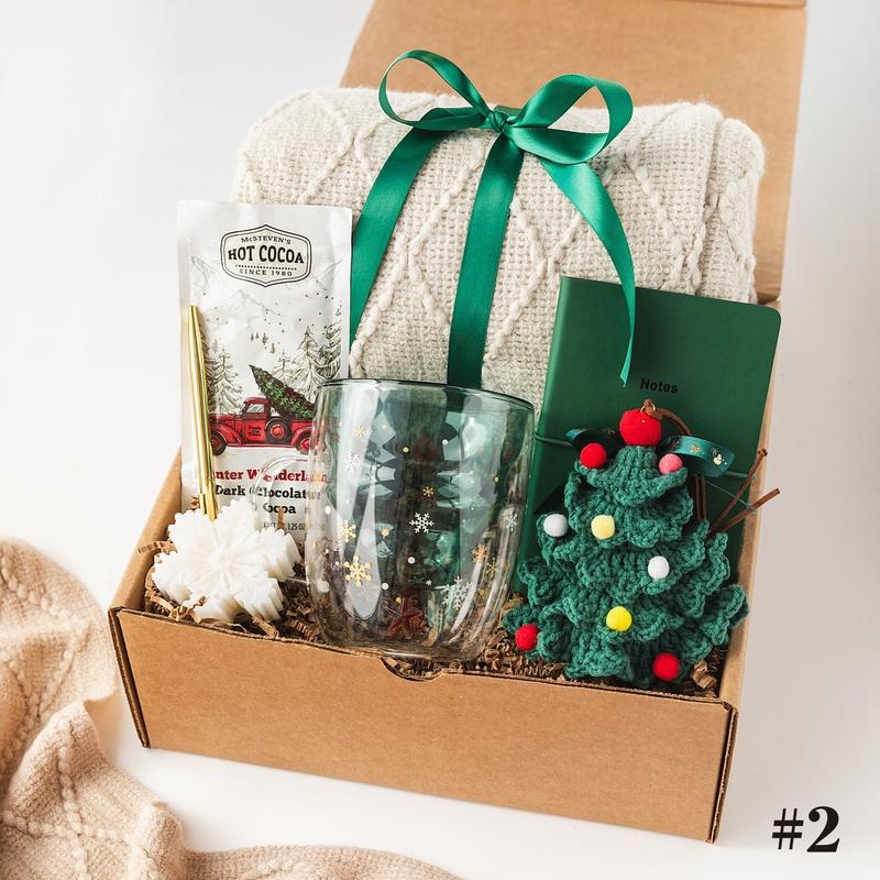 Holiday gift box, Christmas gift basket, Winter Gift, Gift Box For Women, Care Package for Her, Cozy Christmas Care Package | Trendy Gift Box