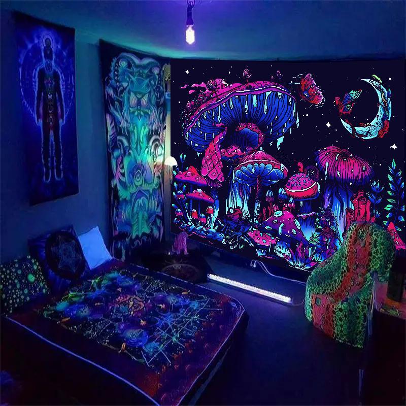 Fluorescent Mushroom Pattern Tapestry, 1 Count Sweet Furniture, Creative Wall Hanging Background Decoration for Home Living Room Bedroom, Summer for Gifts