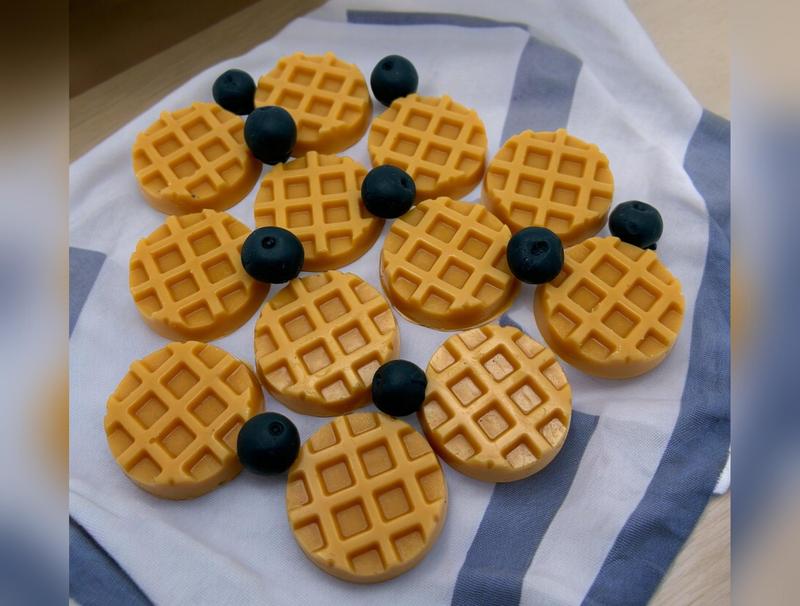 Blueberry Maple Waffle Wax Melts. Bakery Wax Melt. Soy Wax Melts. Strongly Scented Wax Melts Wax Tarts for Wax Warmers. 4 oz. 12 Waffles +9 Blueberries