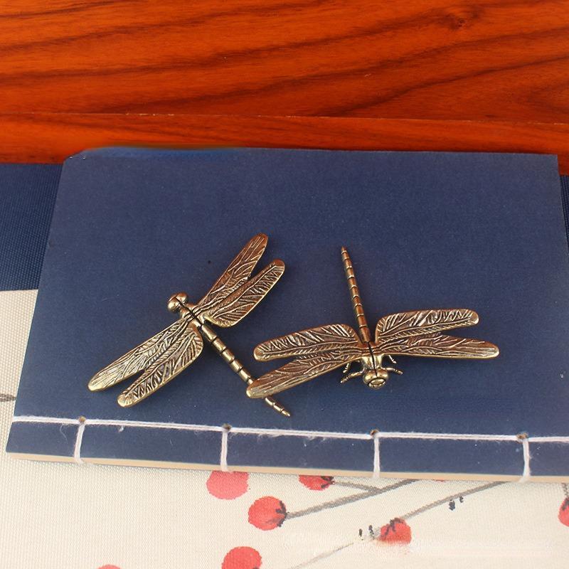 Vintage Dragonfly Design Brass Ornament, 1 Count Creative Desktop Decoration, Desktop Decor Sign for Home, Office, Gift for Friend