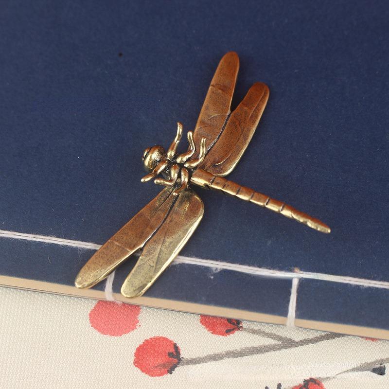 Vintage Dragonfly Design Brass Ornament, 1 Count Creative Desktop Decoration, Desktop Decor Sign for Home, Office, Gift for Friend