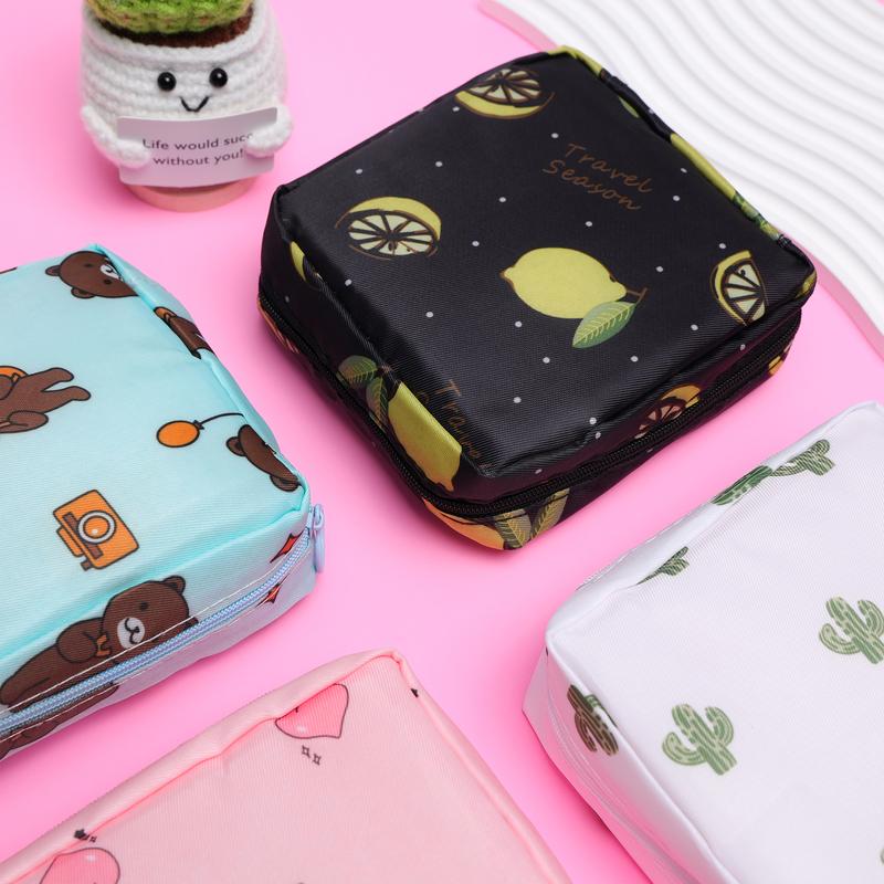 Travel-Friendly Sanitary Pad Organizer Bag - Cute Cartoon Print, Durable Polyester with Zipper