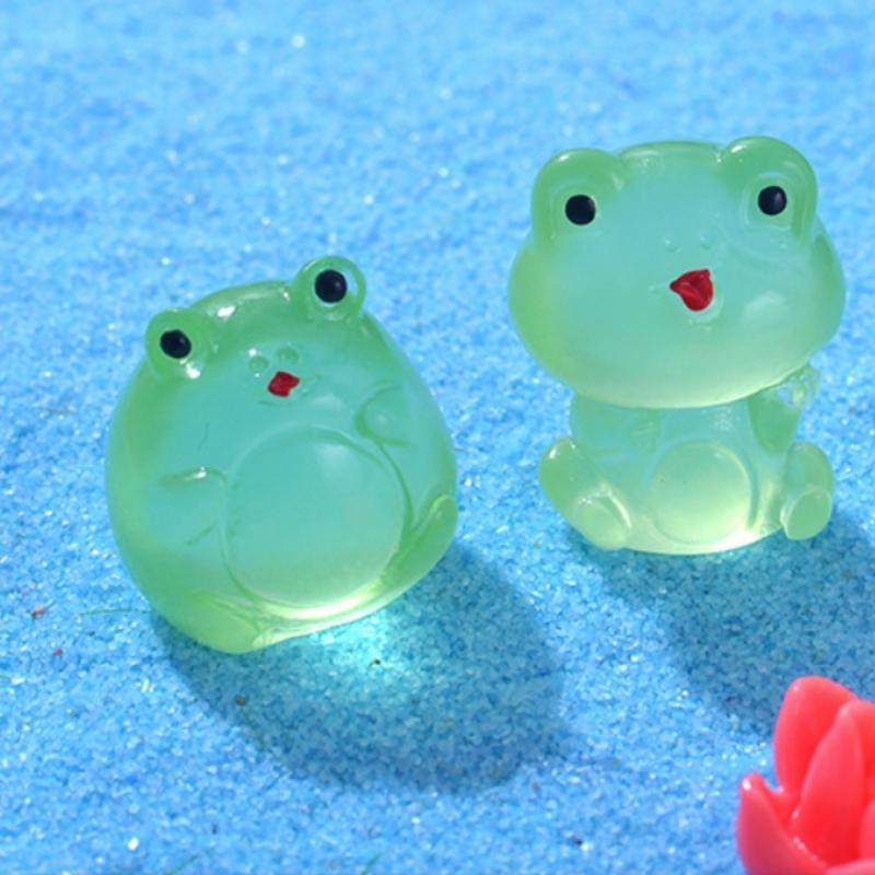 Cute Cartoon Frog Design Resin Ornament, 6 Counts set Mini Luminous Frog Decorative Craft, Home Decor Supplies for Living Room Bedroom Office Dormitory