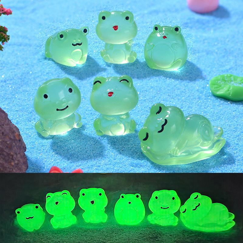 Cute Cartoon Frog Design Resin Ornament, 6 Counts set Mini Luminous Frog Decorative Craft, Home Decor Supplies for Living Room Bedroom Office Dormitory