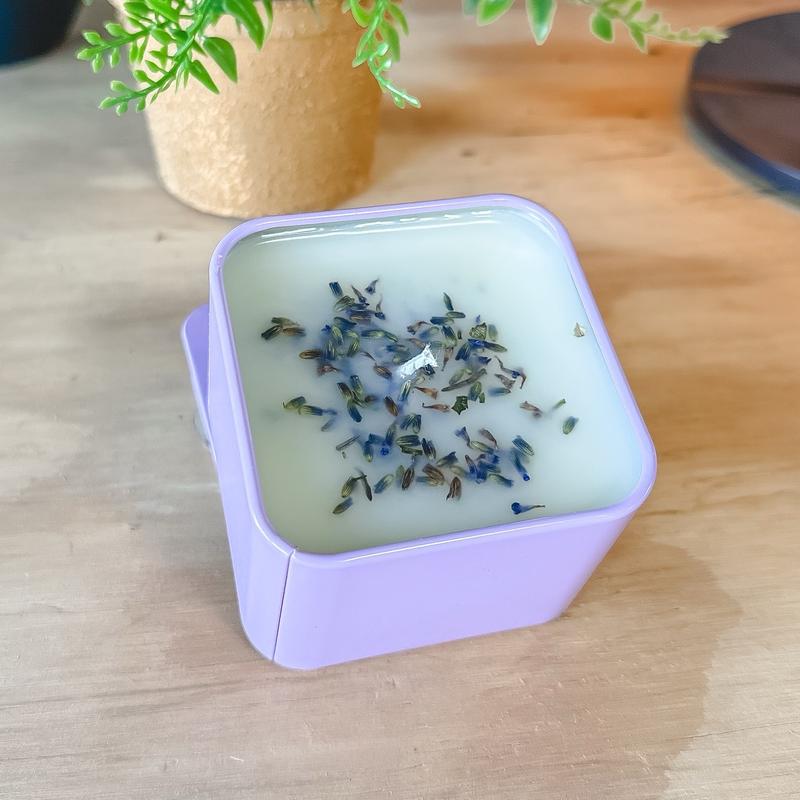 Lavender 8oz Candle - Perfect for Home Decor and Ornaments