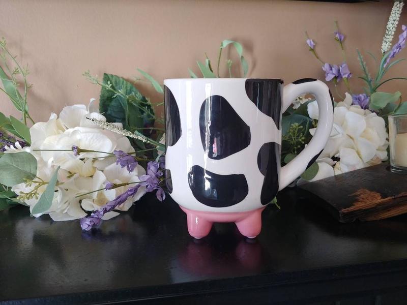 Cow Mug Candle, 20oz Coffee Mug, Scented Pure Soy Wax Candle, Black & White Cow Candle, Cow Udder Mug, Cow Coffee Cup, Handpoured Soy Candle