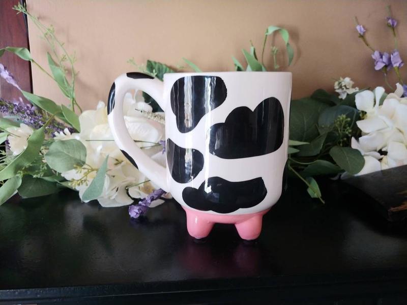 Cow Mug Candle, 20oz Coffee Mug, Scented Pure Soy Wax Candle, Black & White Cow Candle, Cow Udder Mug, Cow Coffee Cup, Handpoured Soy Candle